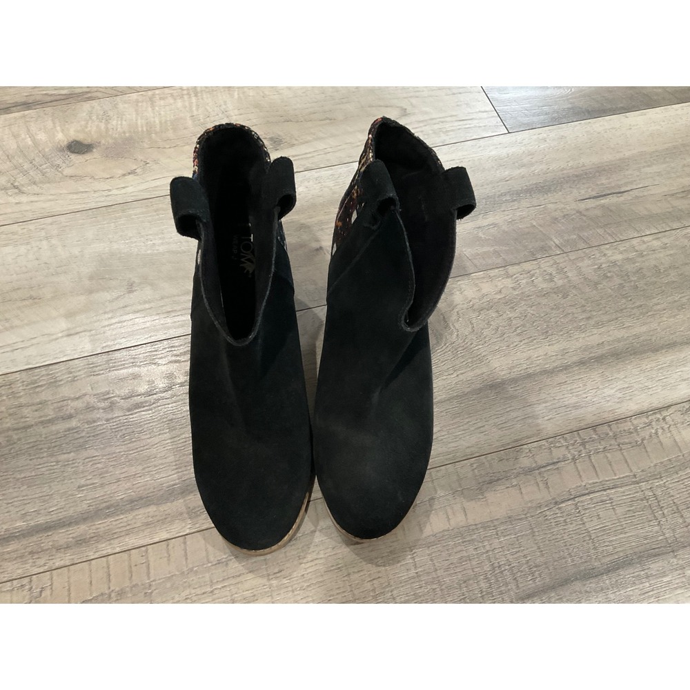 TOMS Luela Black Suede Woven Tapestry Heel Ankle Boots Womens 9